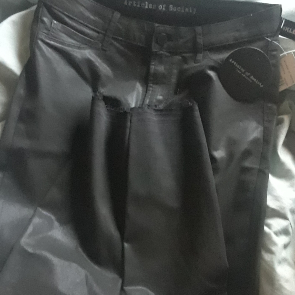 Jeans - Picture 3 of 4